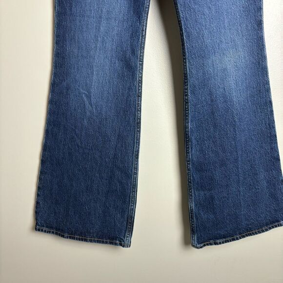 Levi’s 70s ultra high rise flare dark wash jeans size 27 NEW - Picture 16 of 17